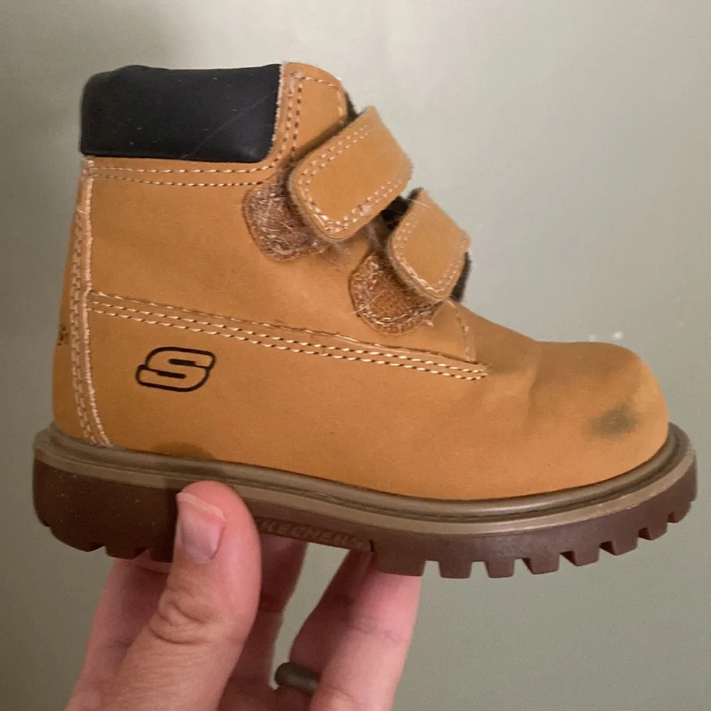 Sketchers Utility boot, toddler size 7. Gently used - Picture 2 of 2